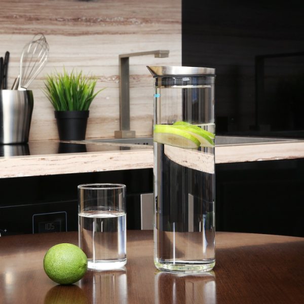 Cold Brew Tea Maker / Pitcher with Integrated Filter in Lid - Image 6