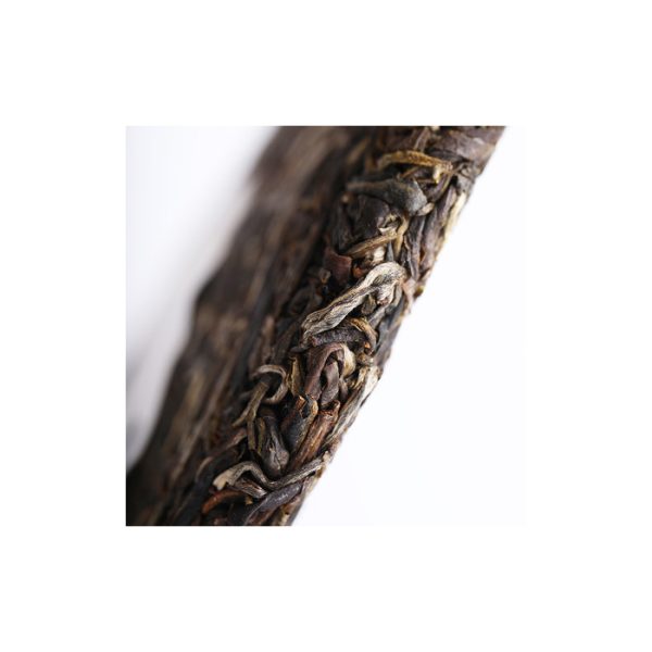 2022 Lao Tong Zhi Old Comrade ‘Fen Dou’ Raw Pu Erh Tea Cake 357g - Image 3
