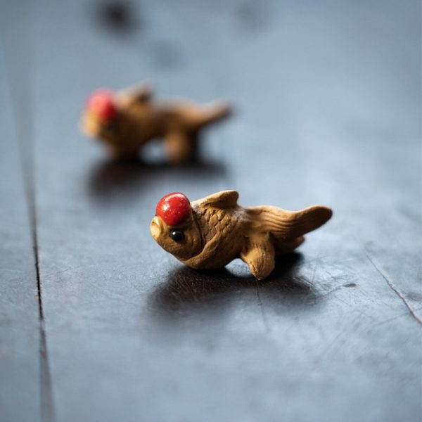 Mini Goldfish Tea Pet - Image 3