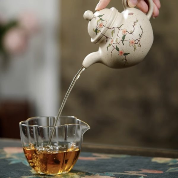 Duo Qiu Yixing Teapot Bai Yu Duan Ni Flower Clay Painting 240ml - Image 4