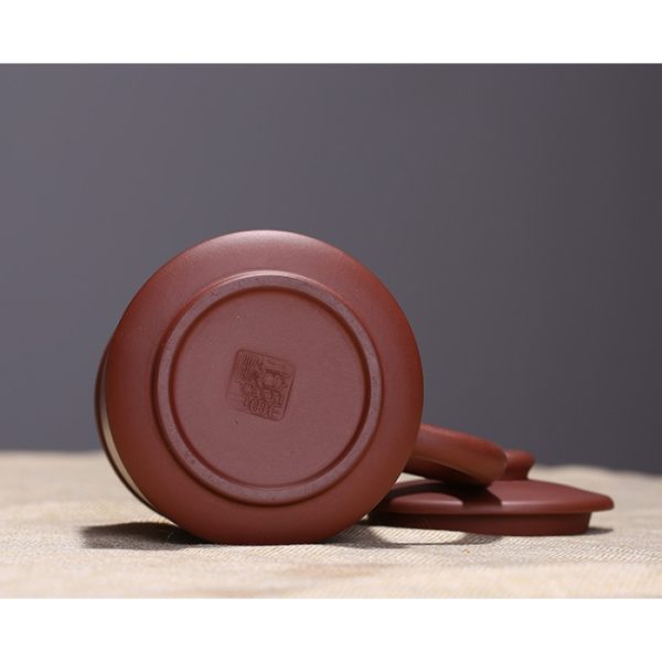 Large Yixing Tea Mug with Strainer 'Gathering Fortune' 450ml / 15.2oz - Image 5