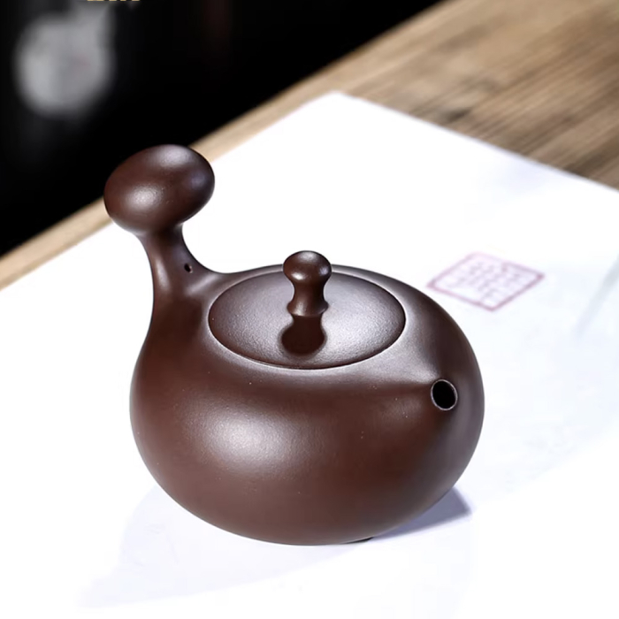 Yixing Purple Clay 'Spirit Moon' Xishi Kyusu Teapot 210ml
