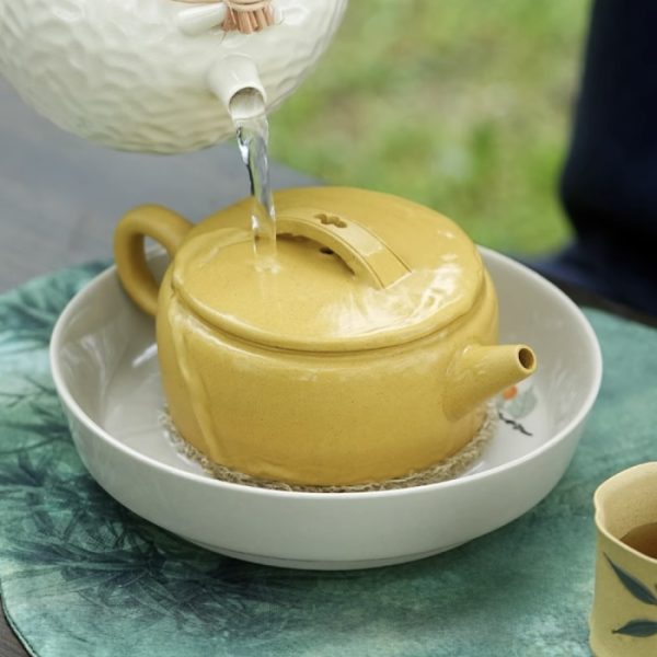 Yellow Duan Ni Hanwa Yixing Teapot by Yaowen Xu 170ml - Image 4