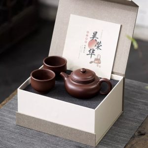 宜兴紫砂茶具套装：仿古壶 + 2只茶杯，紫朱泥 190ml