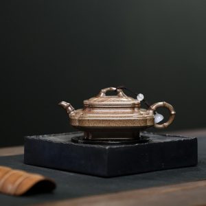 宜兴紫砂四方虚扁壶：沉香泥竹节款 200毫升