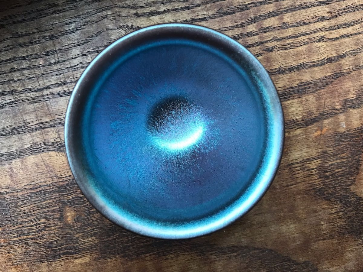 Jian Zhan Teacup 'Pearly Space' - Blue, Purple, Pink Jian ware - Image 5